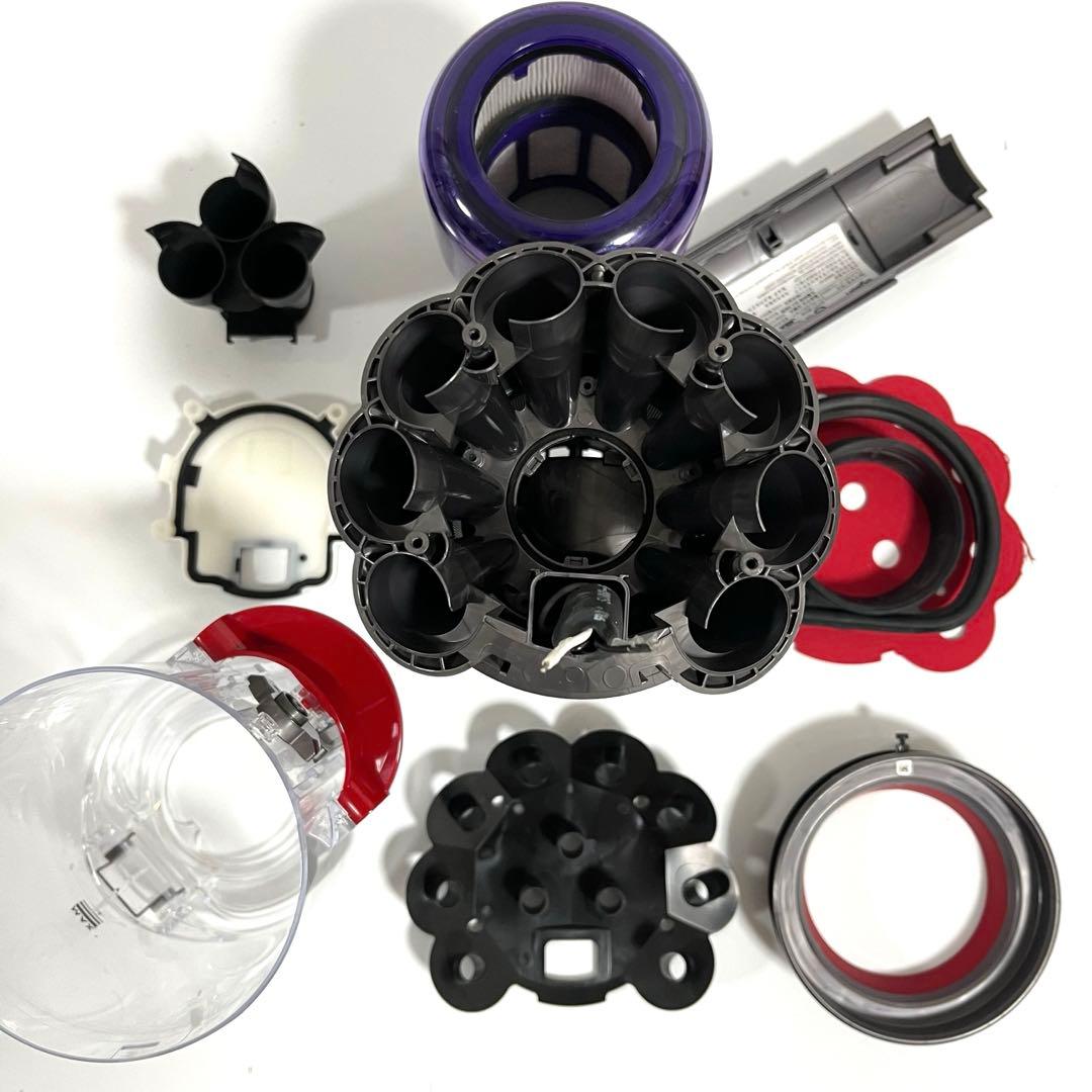 Dyson digital slim fluffy sv18 本体　f42