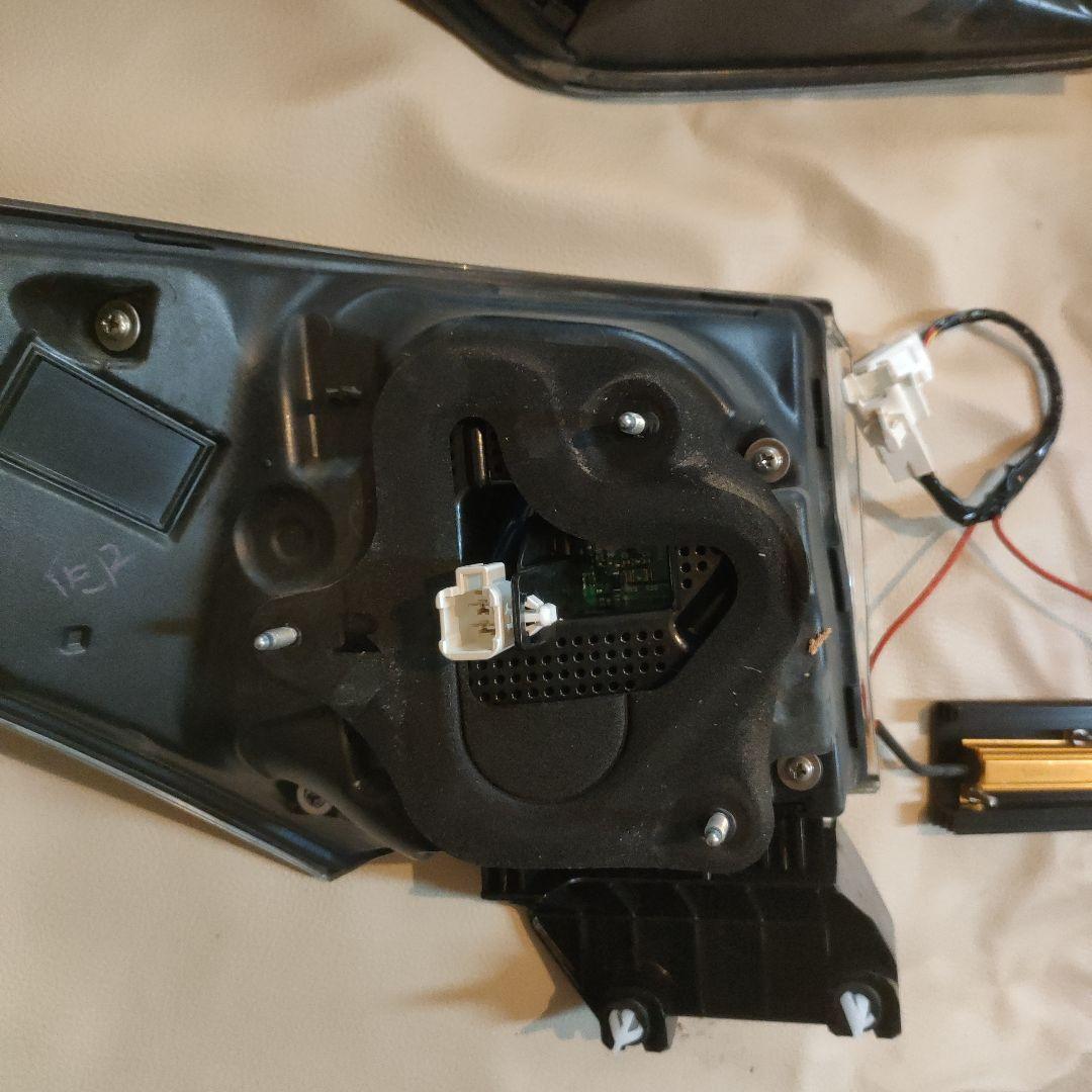 10系後期GS 純正テールランプ　前期型に