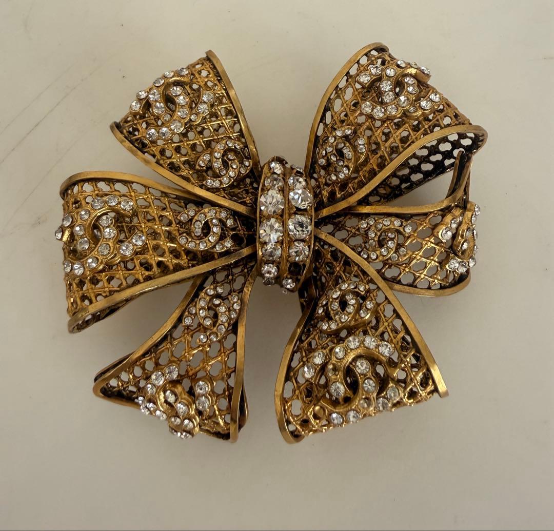 CHANEL ヴィンテージ リボン ブローチ