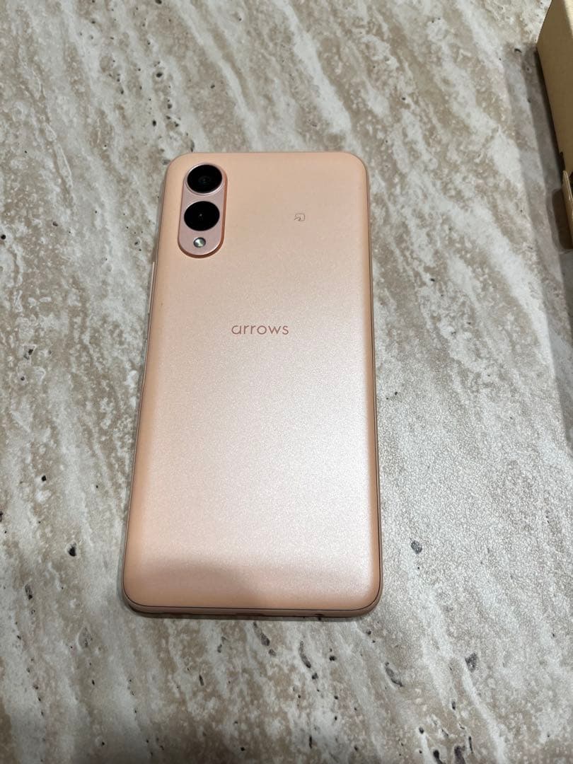 新品未使用arrows We2 ライトオレンジ