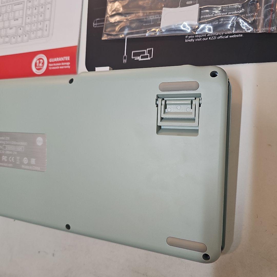 【美品】Kzzi Z98 メカニカルキーボード 抹茶グリーン ガスケット搭載