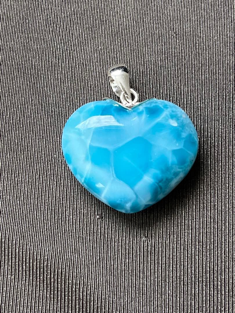 天然石☆高品質！ラリマーハート型ペンダントトップ☆濃いブルー＆模様が美しい！