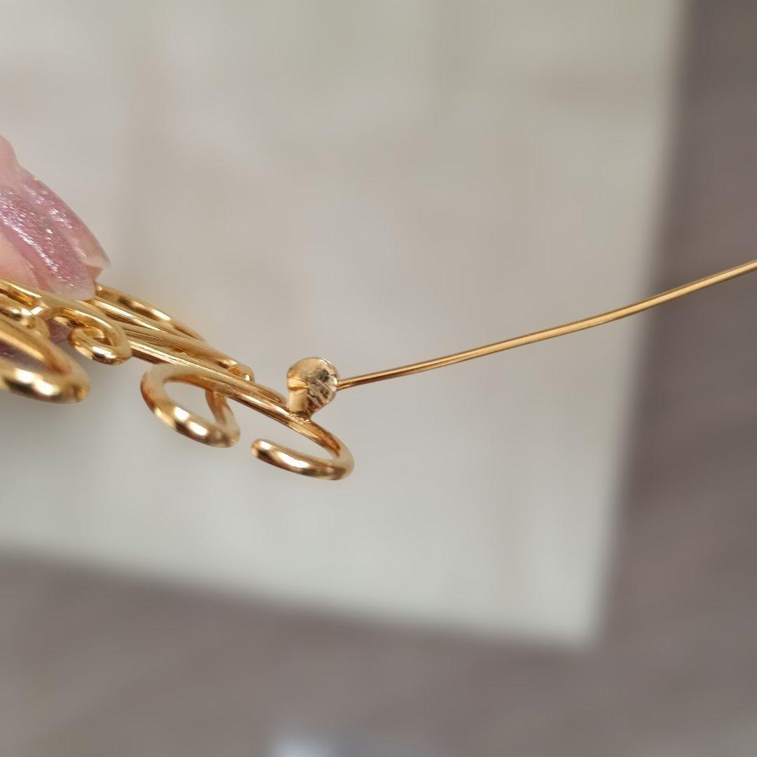 LOEWE 　金色　ロエベブローチ 　ポーチ付き　入学式ブローチ　卒業式ブローチ