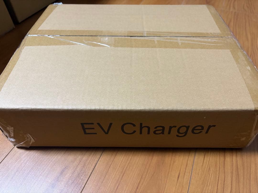 新品未開封 EV充電器 第二世代 5Mケーブル 100V/200V対応 w022