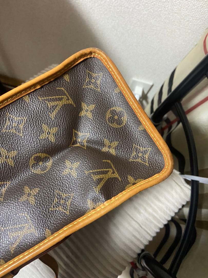 ルイヴィトン（LOUIS VUITTON) ポパンクール・オ