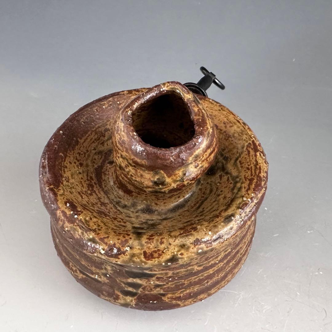 茶道具　伊羅保釉　蹲　うずくまる　掛花入　趙誠主　共箱　花入　花器　韓国　焼物