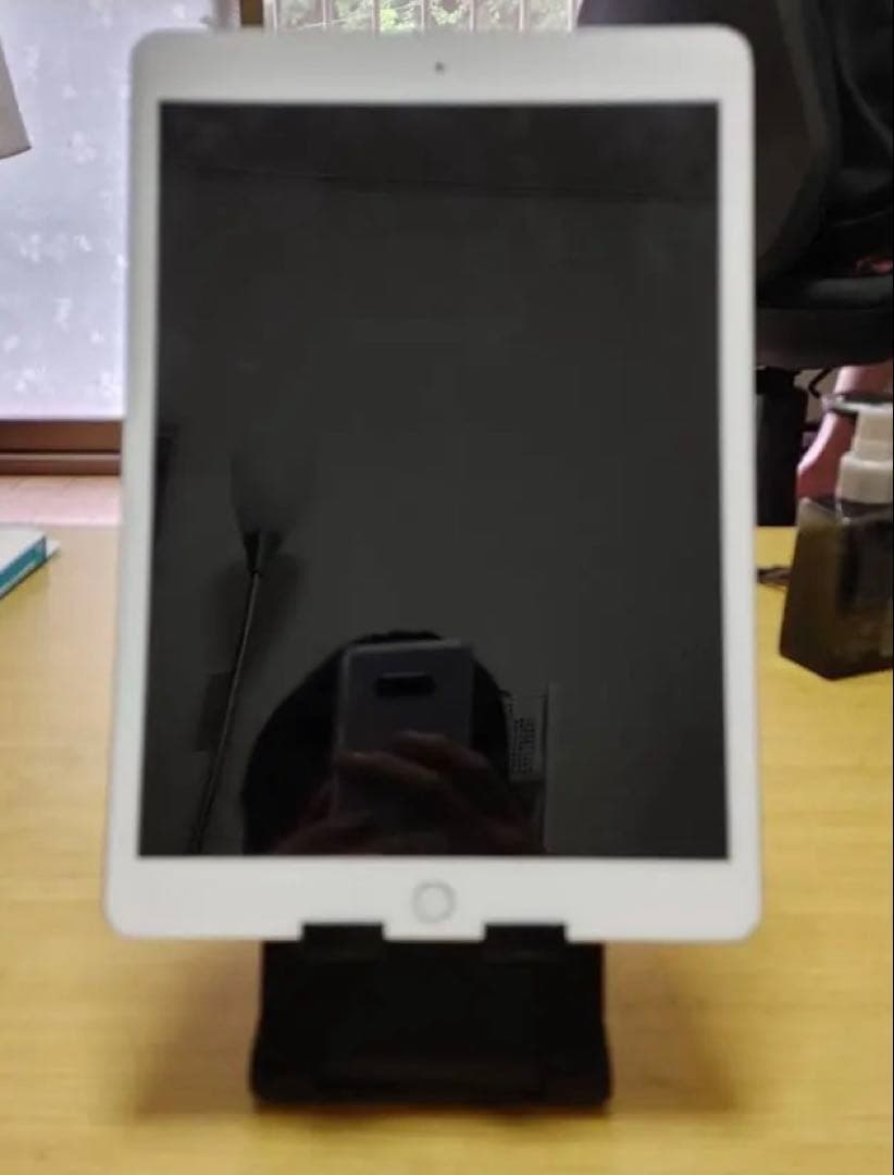 ⭐︎早い者勝ち⭐︎ iPad 第8世代　Wi-Fiモデル　訳あり　返金対応可