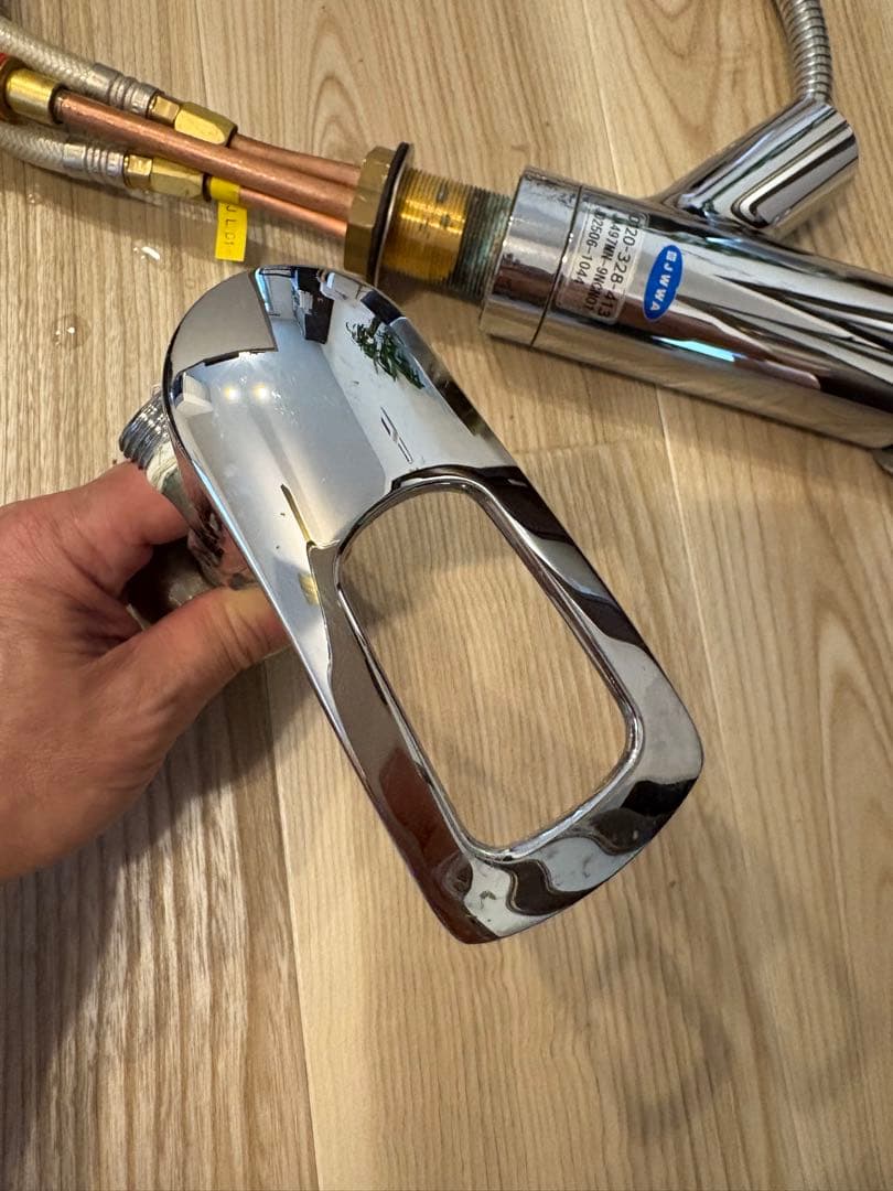 浄水器　ハイテクヘルスウォーターII 美品