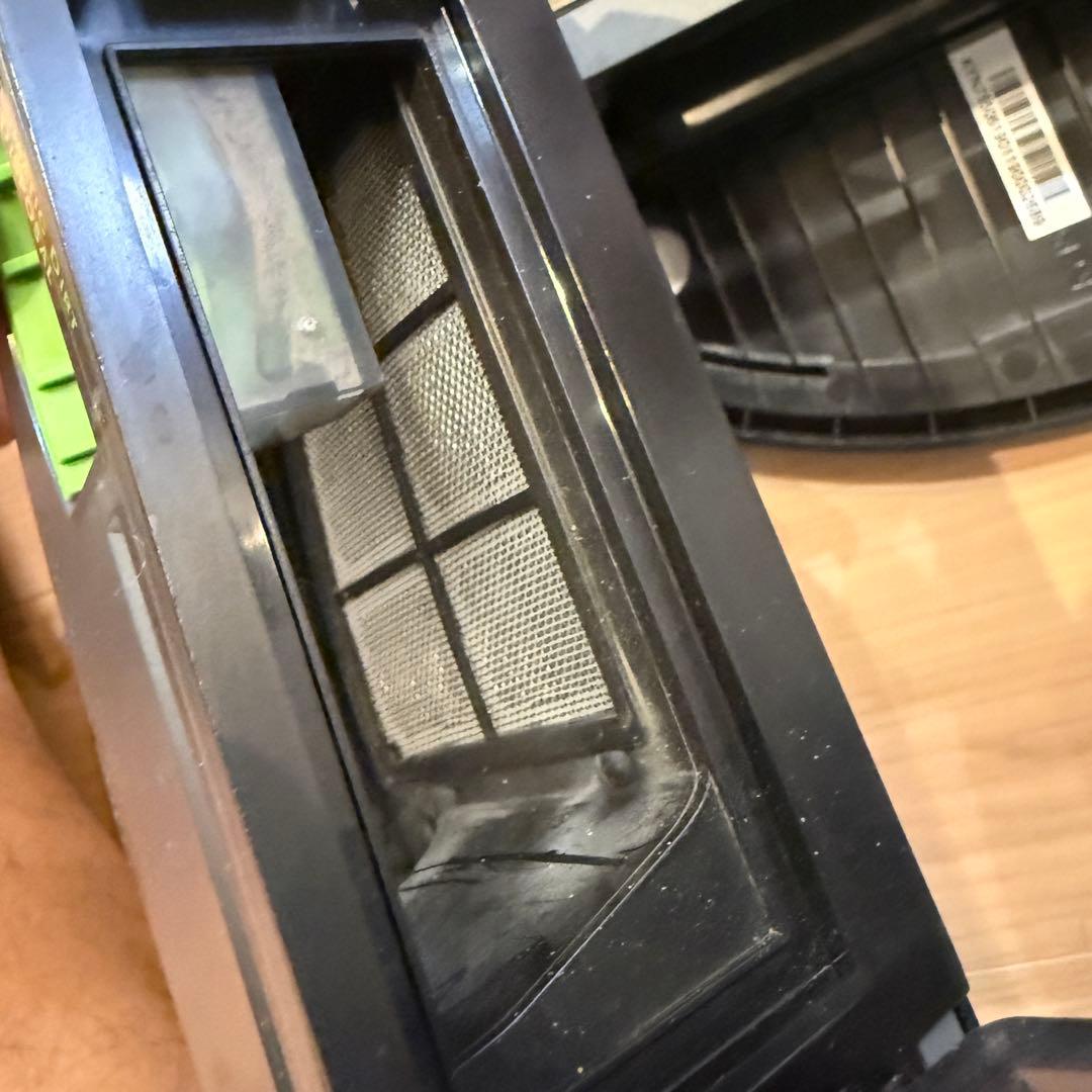 ルンバ i7+ 本体 iRobot ロボット掃除機 自動ゴミ収集機付き