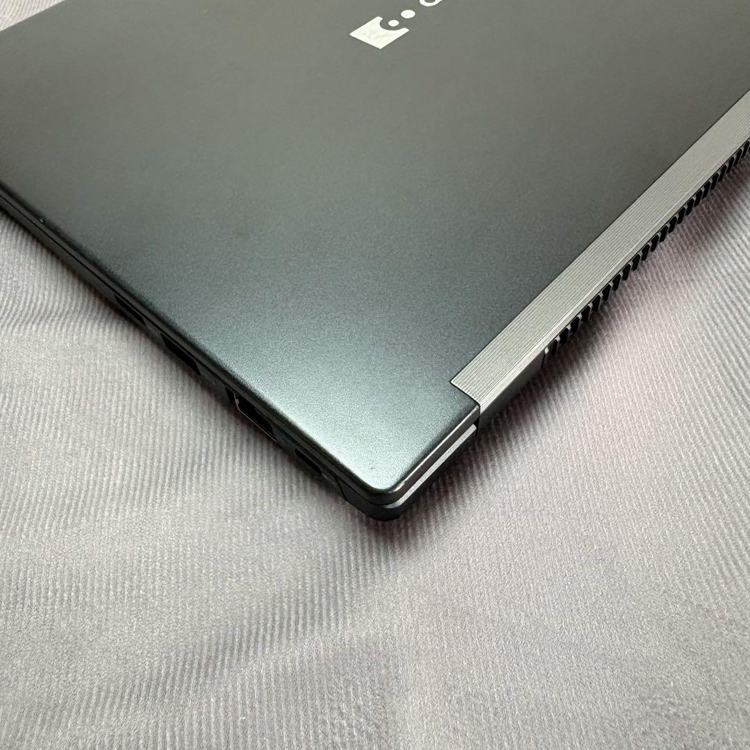 DYNABOOK G83KW i5第12世代 高級超軽型ノートPC