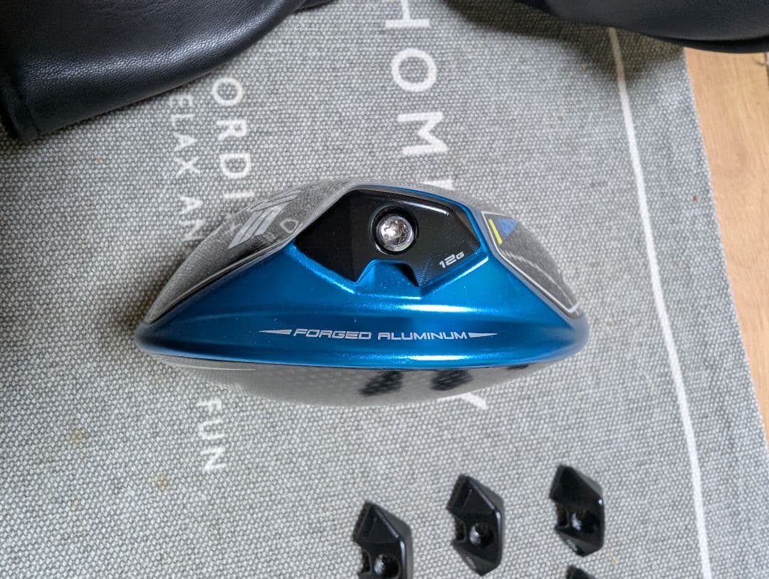 TaylorMade SIM2 MAX ドライバー 10.5度　ウエイト付き