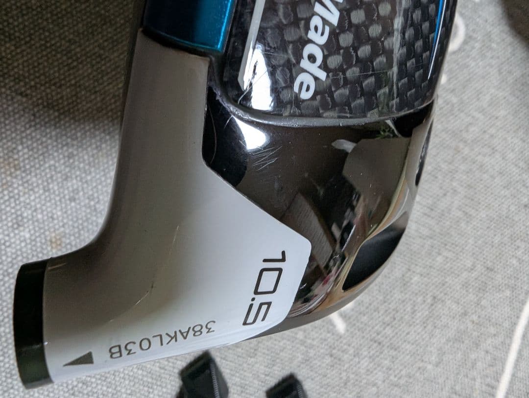 TaylorMade SIM2 MAX ドライバー 10.5度　ウエイト付き