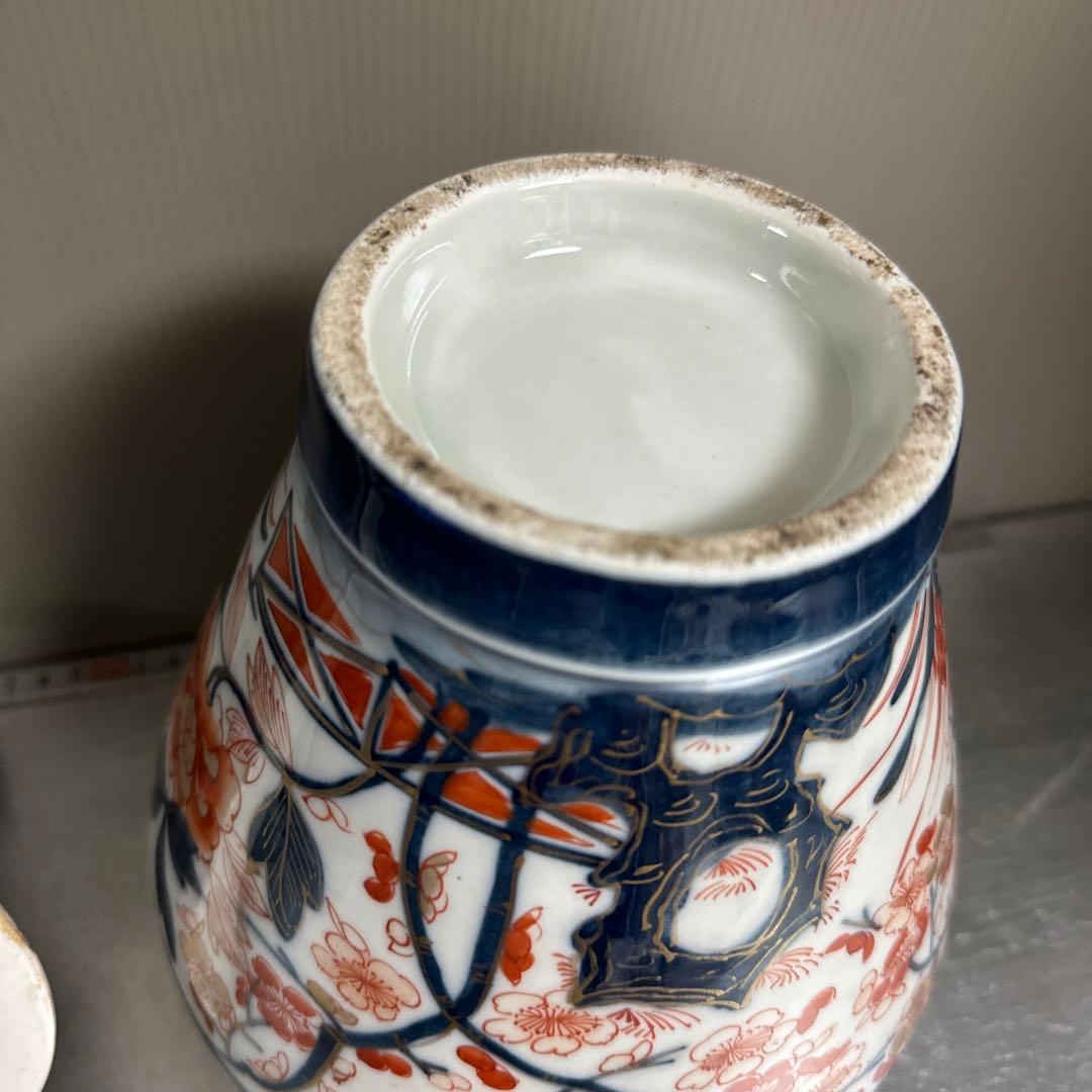 古伊万里、染錦、獅子、花絵、沈香壺、　塗り箱、付き、完品。