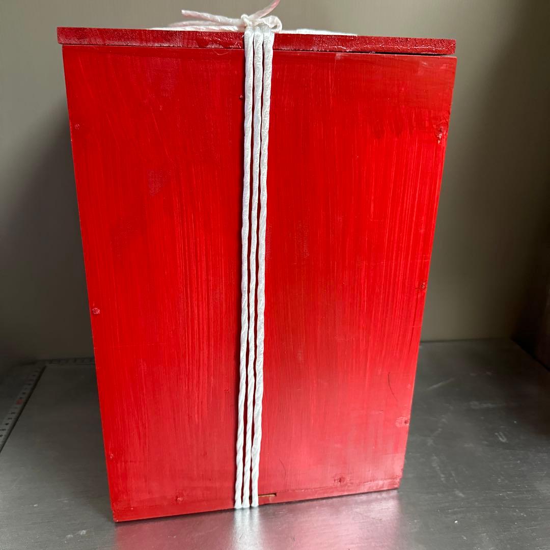 古伊万里、染錦、獅子、花絵、沈香壺、　塗り箱、付き、完品。