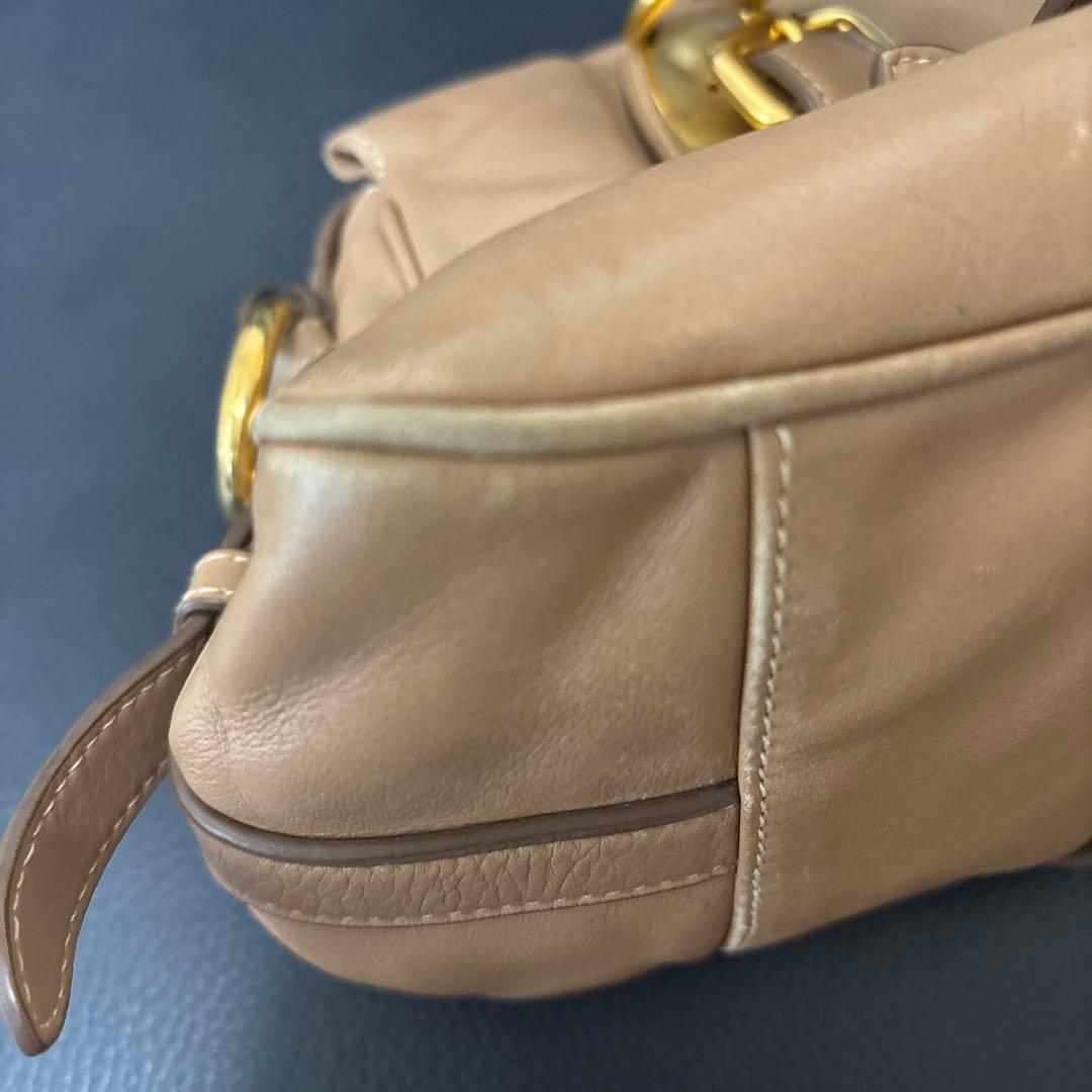 み*の様 PRADA ショルダーバッグ ベージュ ゴールド金具