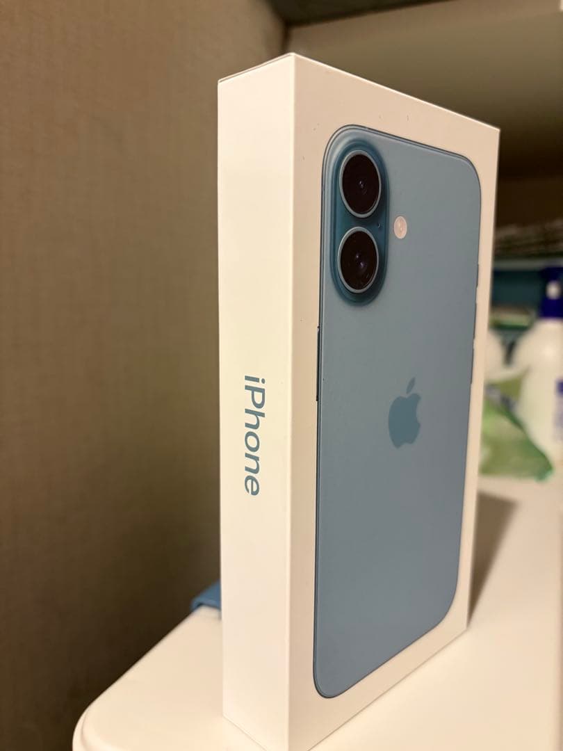 iPhone16 ティール本体　128GB