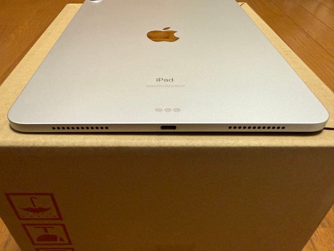 美品 iPad Air 第4世代 シルバー 64GB WiFi