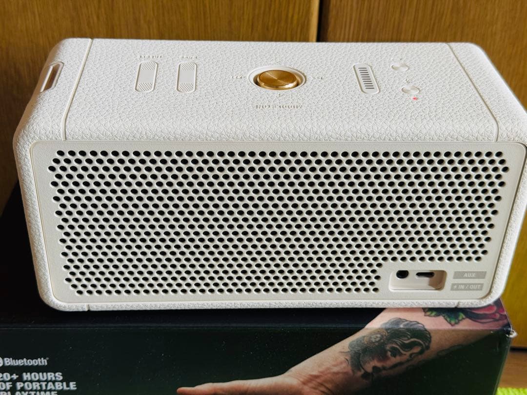 【ほぼ新品】Marshall スピーカー MIDDLETON