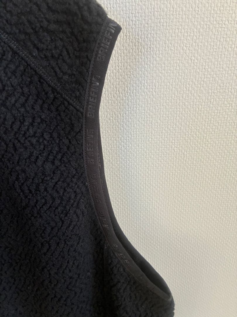 【美品】　ブリーフィングゴルフ　ウールボアベストブラック　2025年秋冬モデル