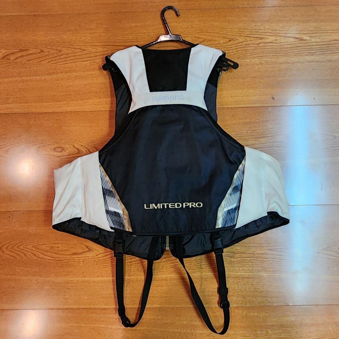 シマノ リミテッドプロ フローティングベスト【VF-112T】リミテッドホワイト