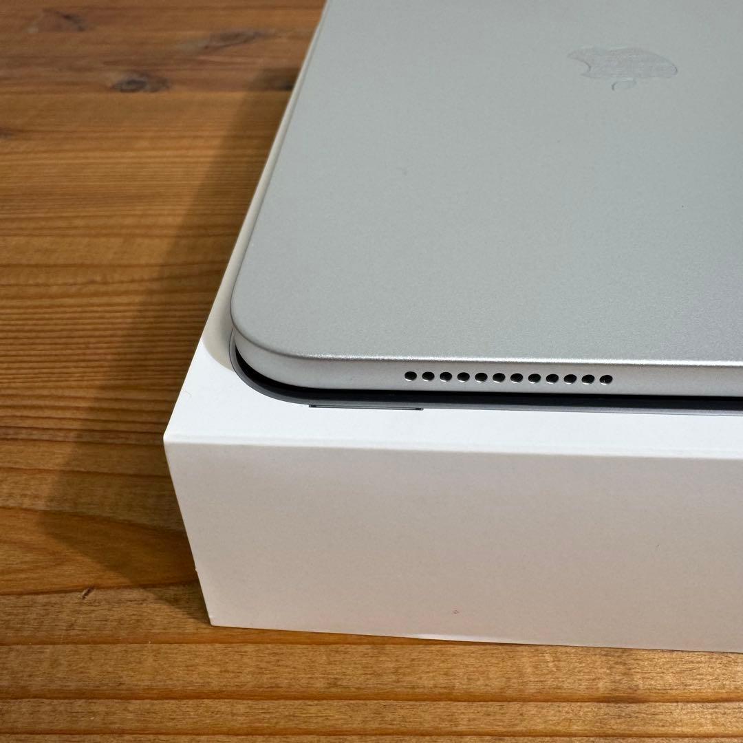 iPad 11inch 128GB A16 マジックキーボード