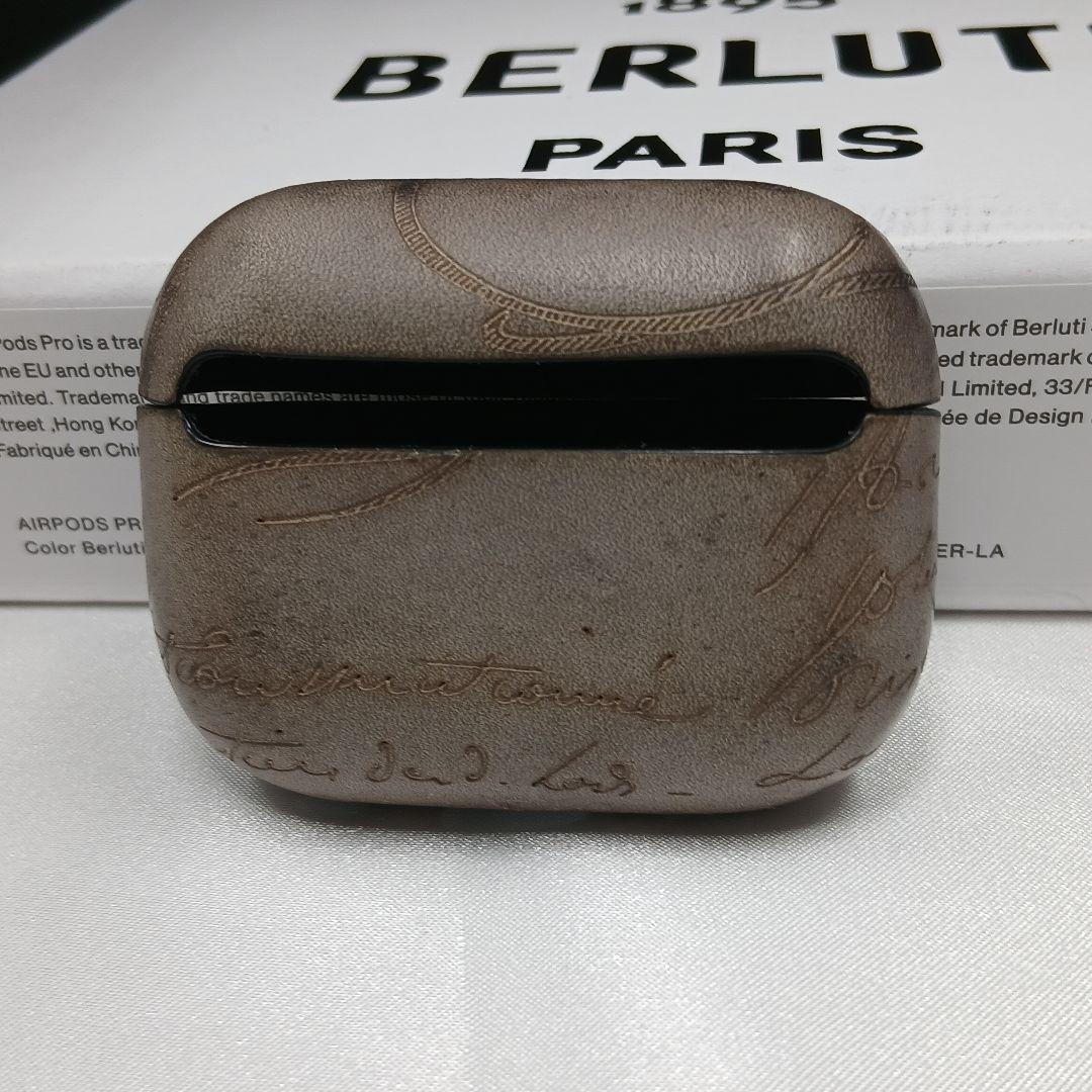 定価8.8万【ベルルッティ】AirPods proケース ライトアルミニオ 完売