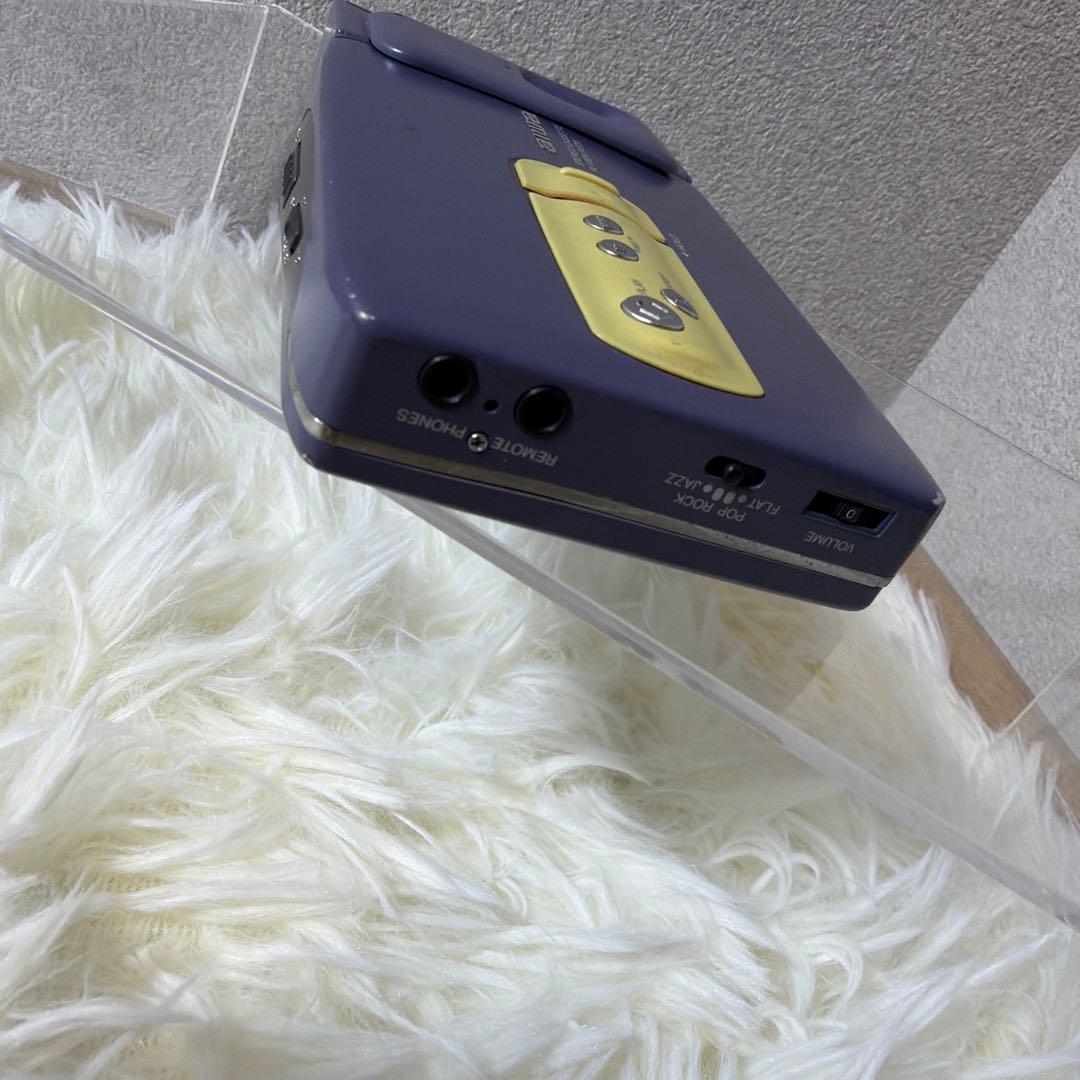 【超希少カラー】aiwa 薄型高音質 カセットプレーヤー HS-PX720