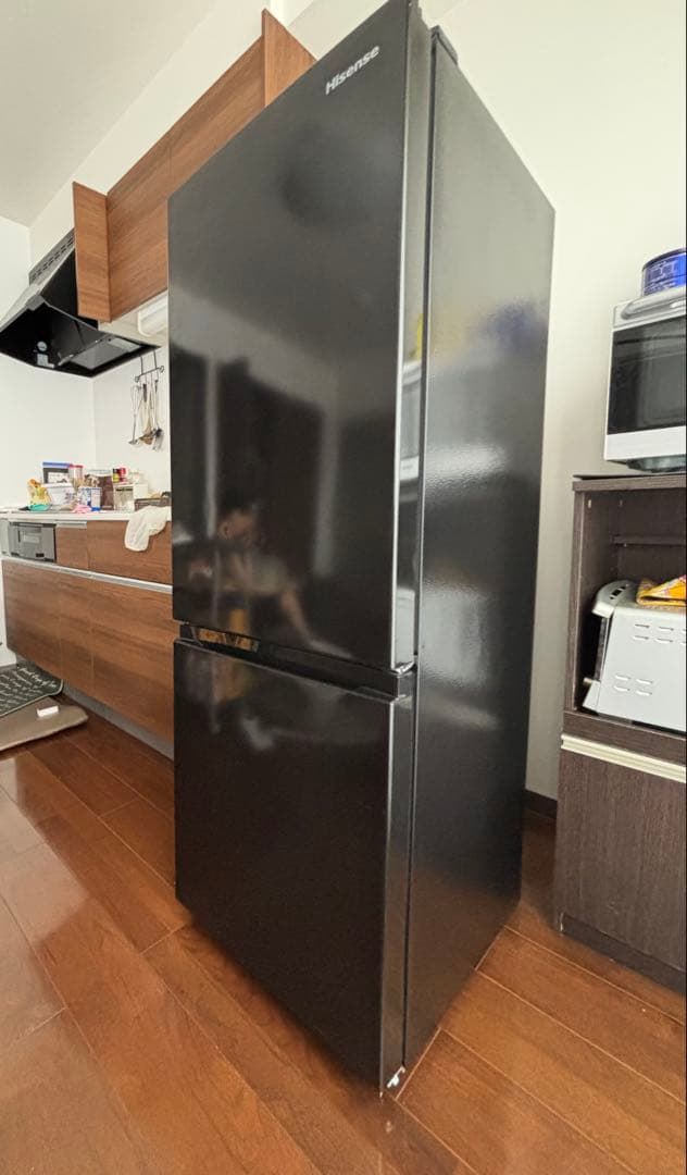 あや ハイセンス冷蔵庫 品番：HR-D1701B/W/S/WL