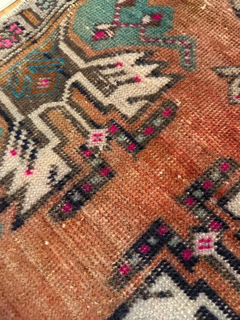 トライバルラグ・トルコヴィンテージラグ・ウール約52×124cm