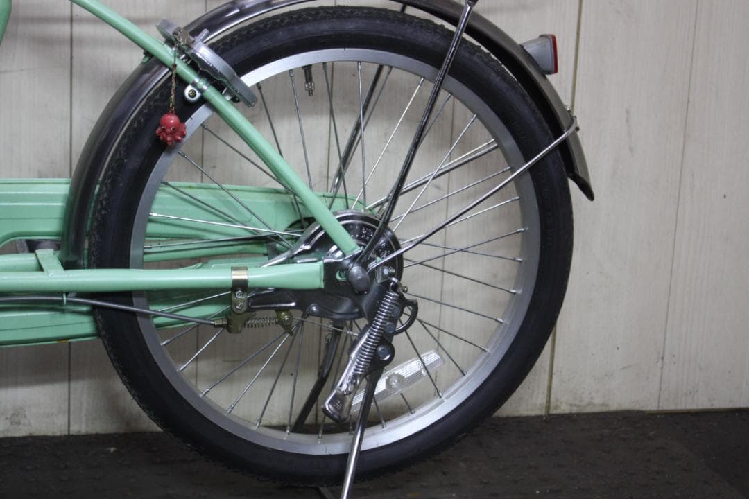 DCM製 ATTIVOアッティーボ 20インチLED仕様 軽快シティー