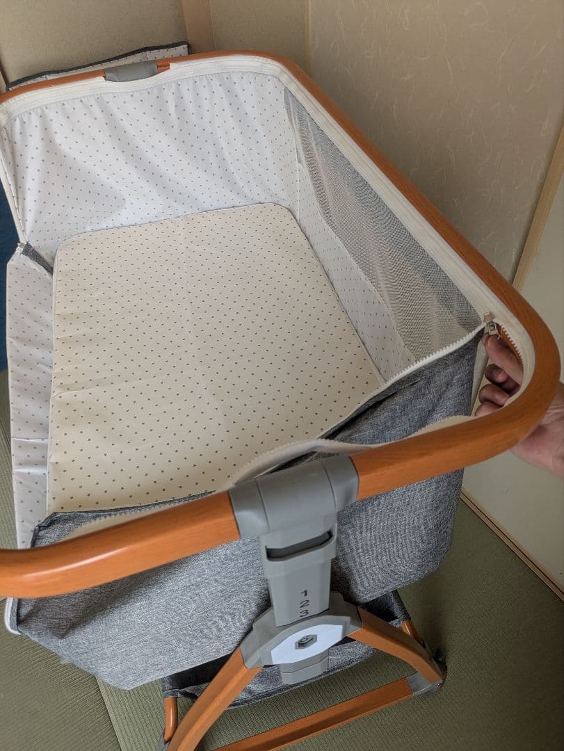 【送料込み】ベビーベッド グレー 高さ調整可能 ゆりかご 蚊帳付き