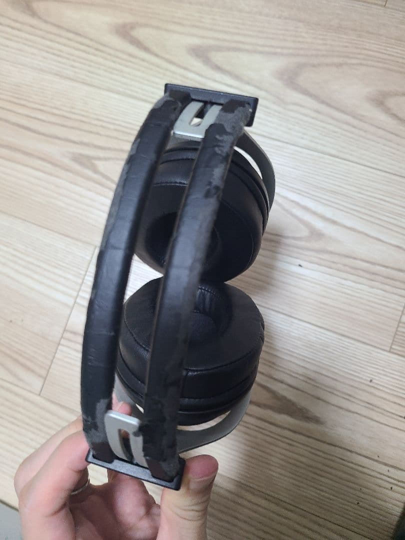 サクラ様　SHURE SRH1540 プレミアムスタジオヘッドフォン