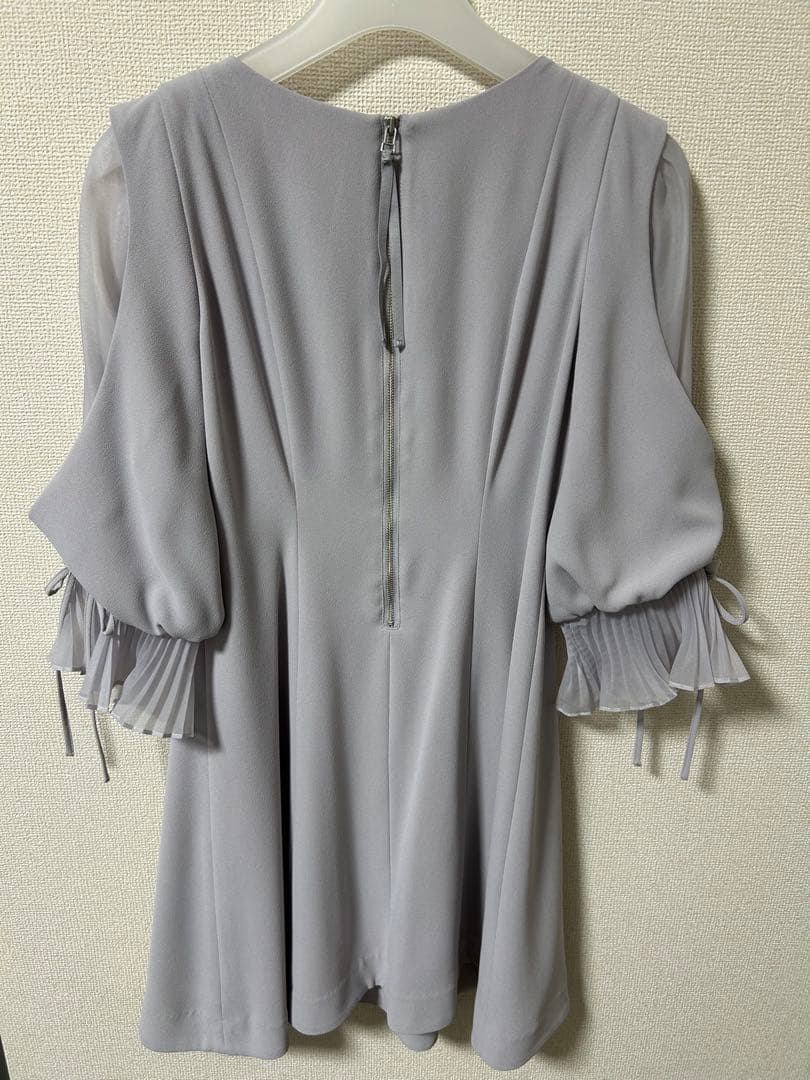 今だけ限定お値下げ中【新品・未着用】スナイデル レディライクフレアミニワンピース