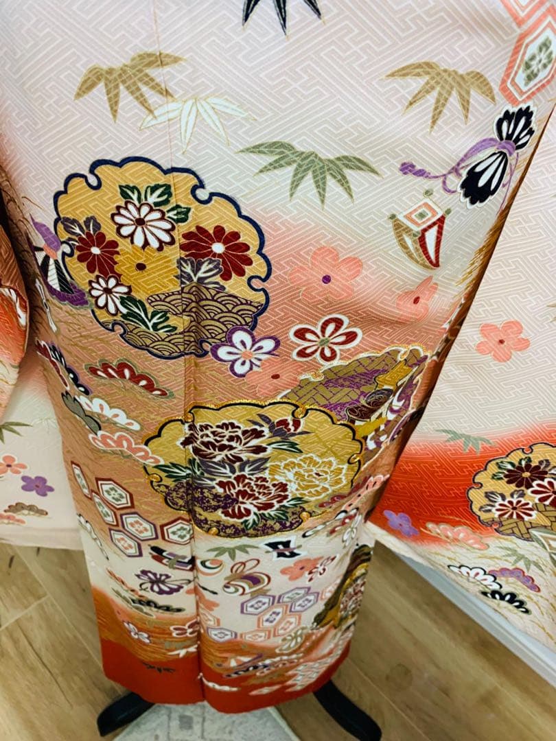 振袖フルセット駒刺繍　雪輪花文　宝尽くし　暈し染め　金彩　正絹