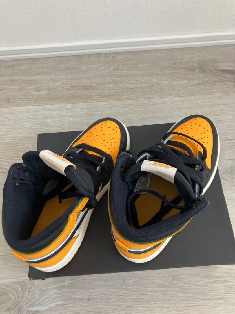 ☆美品★ナイキエアジョーダン1 High OG \"Taxi\" キッズ スニーカー