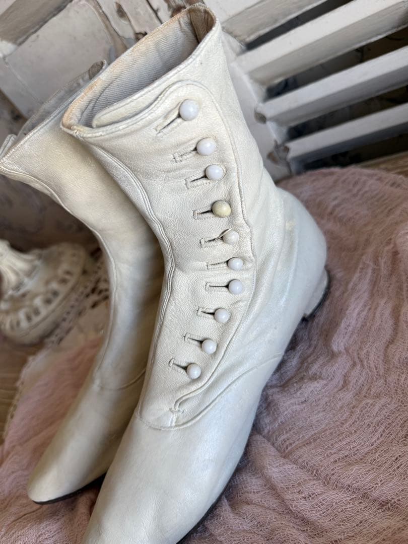 フランスアンティークヴィクトリアンウェディングレザーボタンブーツ白希少