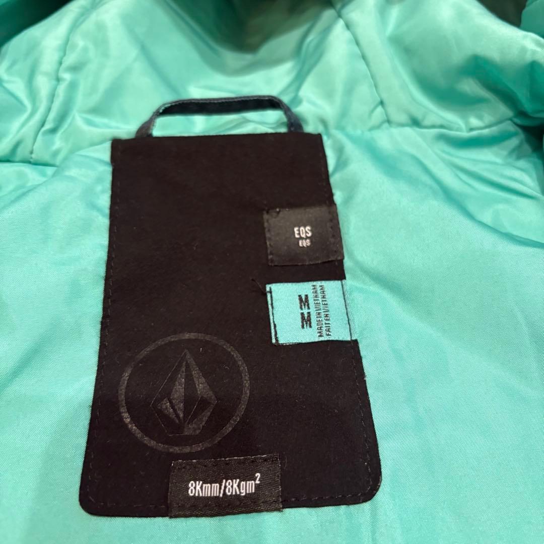 【極美品】VOLCOM ボルコム スノボーウェア 上下セット レディース M/S
