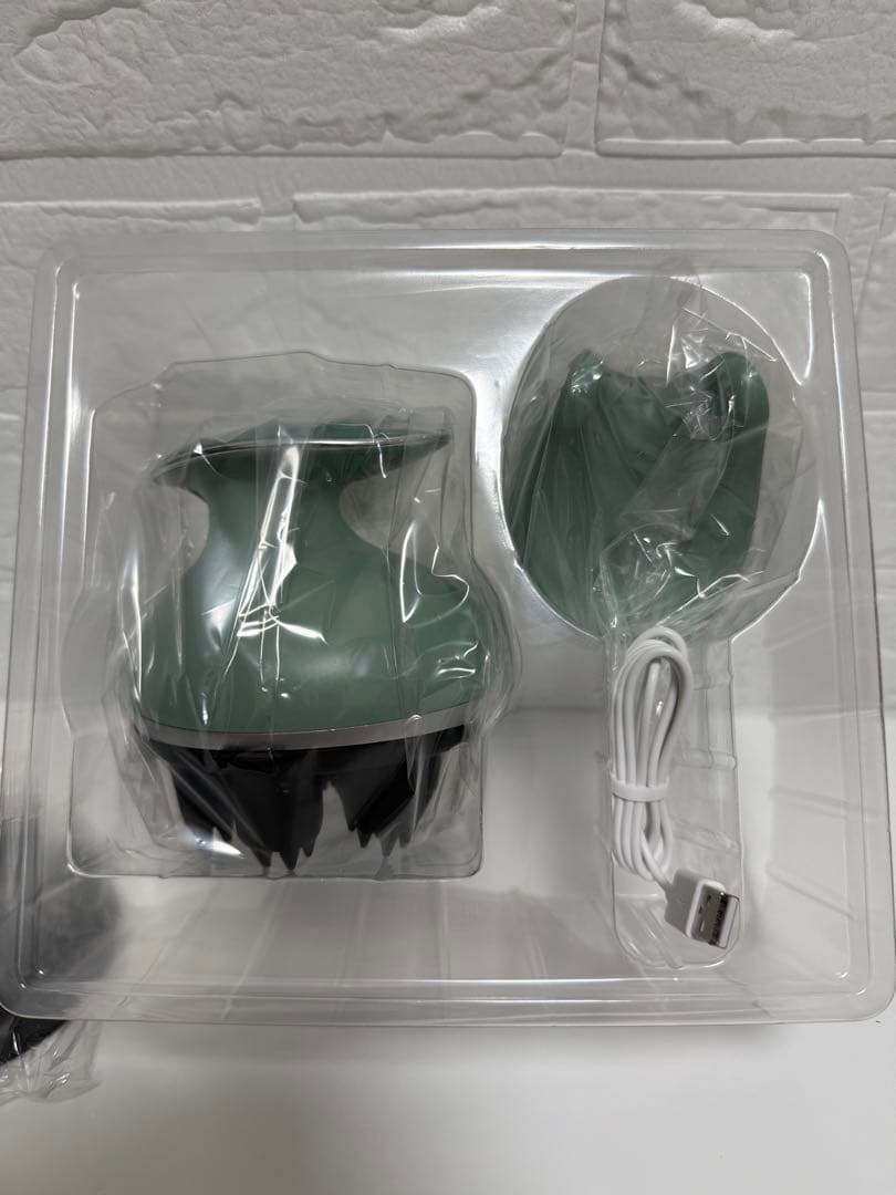 新品！MUSTEM 美顔器 USBケーブル付