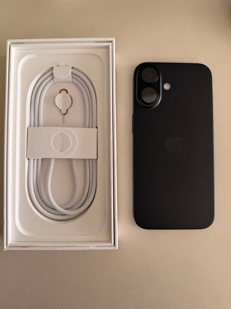 【今晩発送】Apple iPhone 16 256GB ブラックSIMフリー