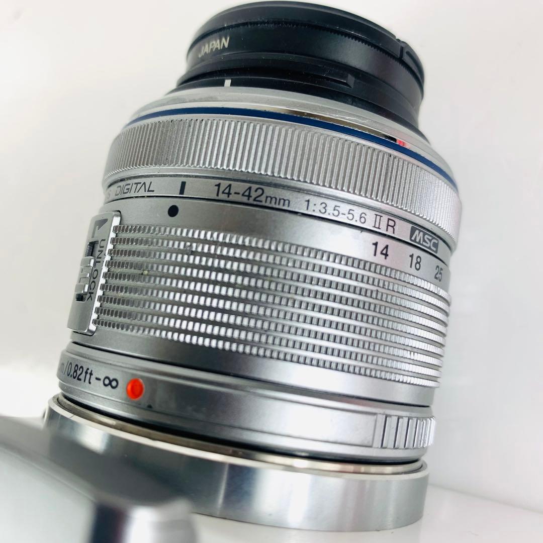 OLYMPUS オリンパス E-PL3 レンズセット バッテリー6個付き