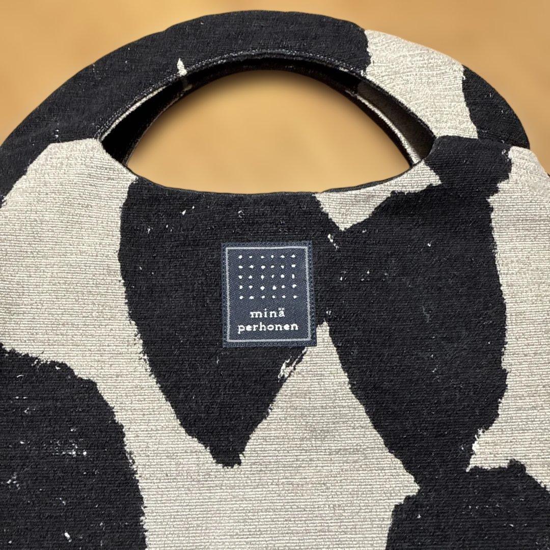 ミナペルホネン　エッグバッグ　slow dance