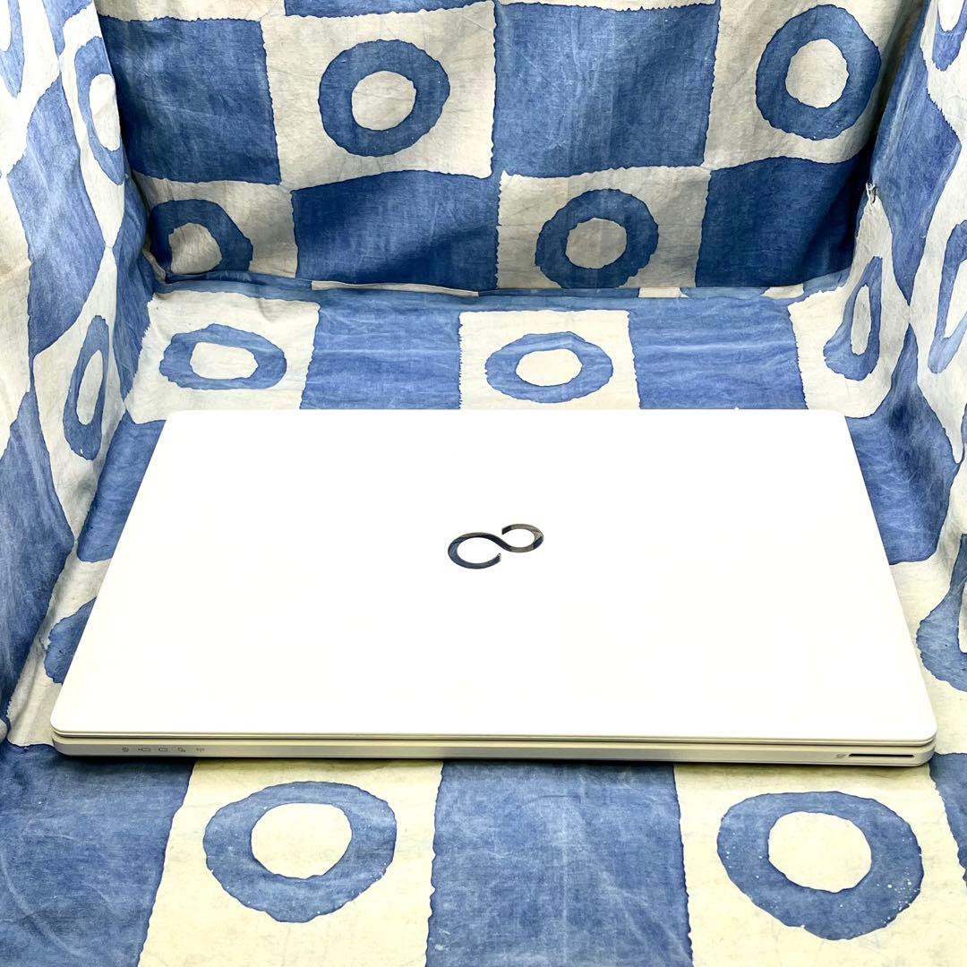 爆速SSD480GB☆i7☆人気白ノートパソコン♪ブルーレイ&カメラ！Win11