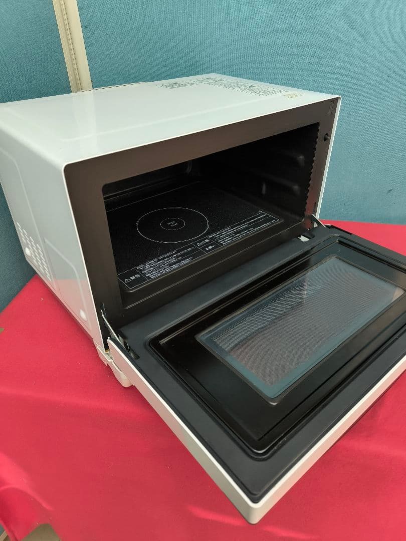 2021年製　東芝スチーム オーブンレンジ 石窯オーブン 23L ER-W60