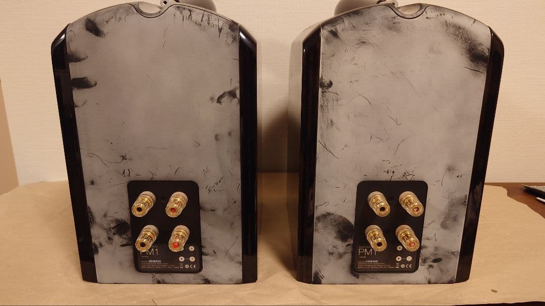 Bowers & Wilkins スピーカーPM1