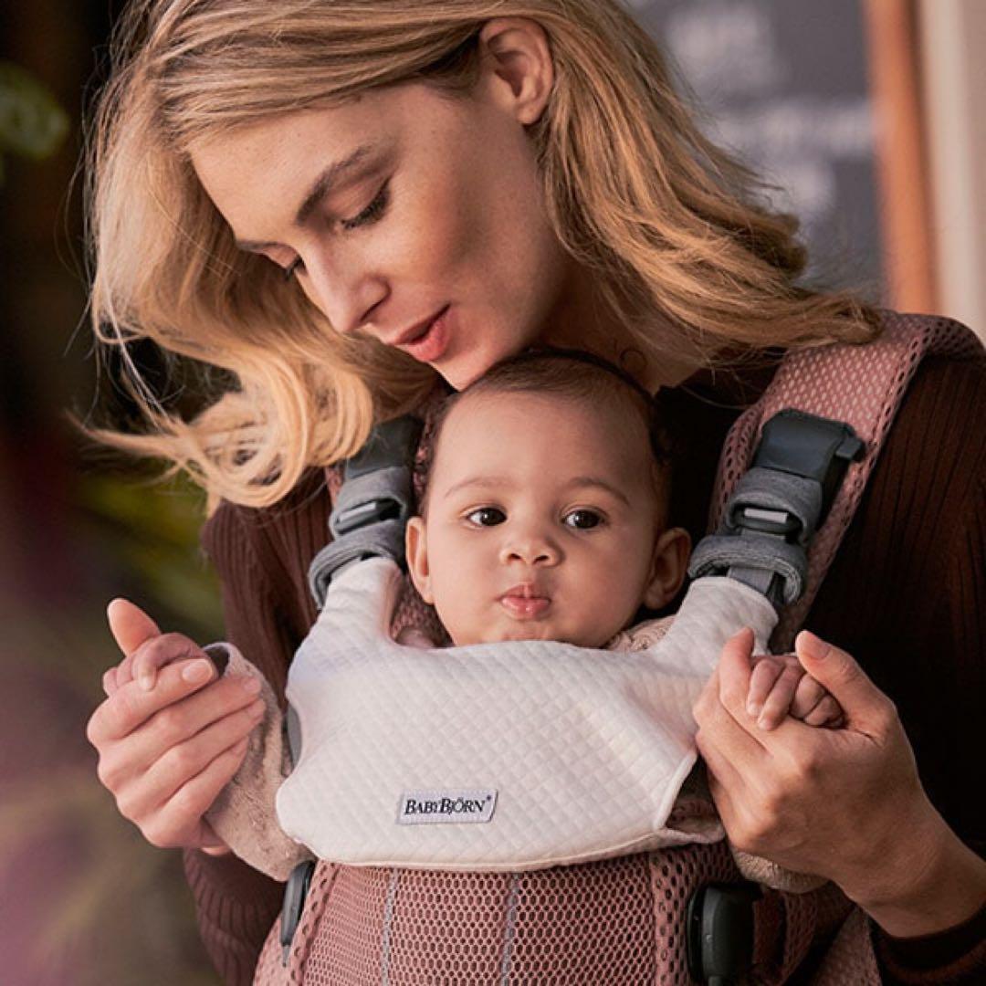 美品 BabyBjorn ベビービョルン ベビーキャリア ハーモニー ピンク