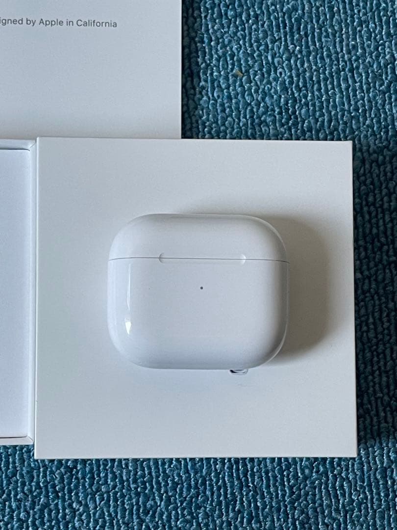 Apple AirPods3世代　充電ケーブル付き