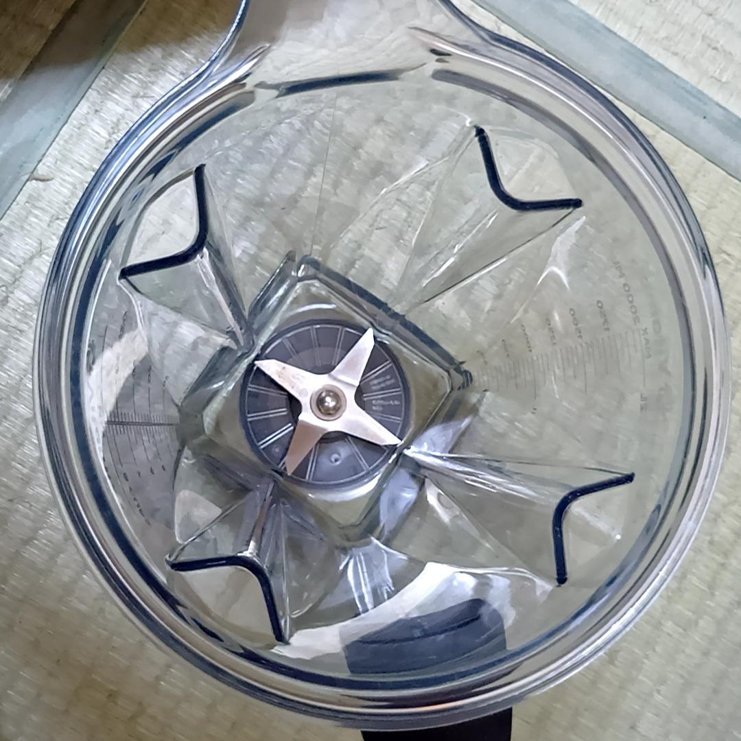 Vitamix バイタミックス VM0111 ミキサー レッド