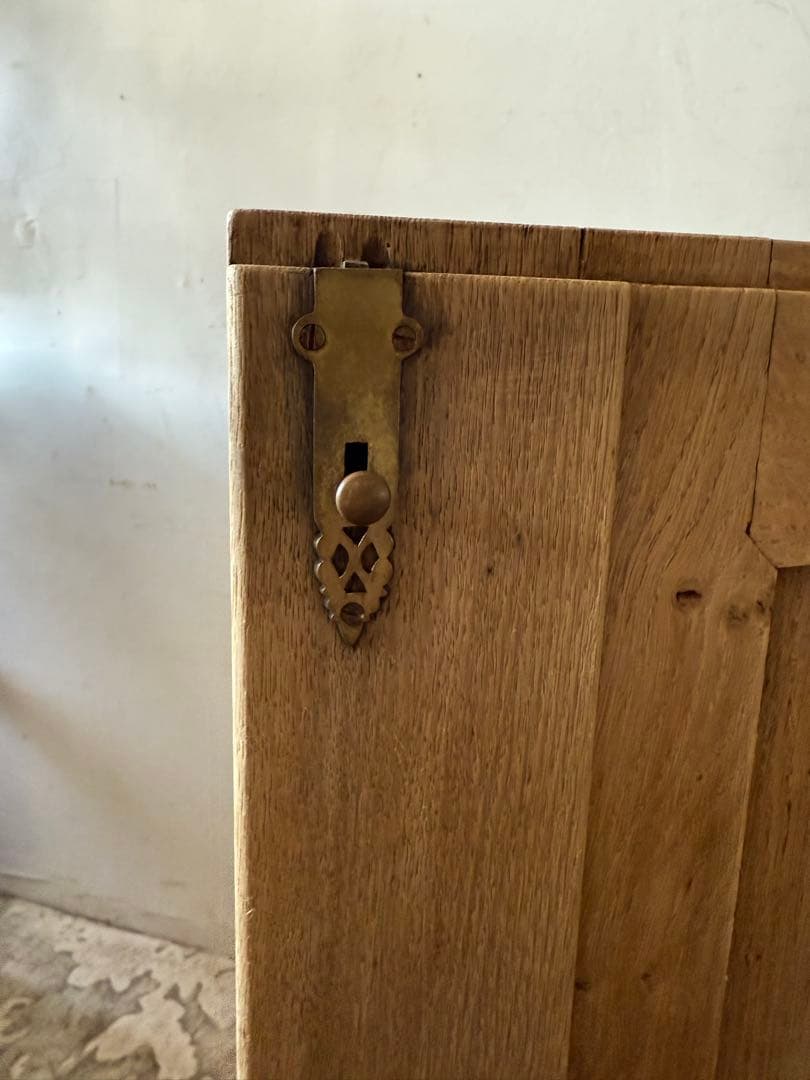 ビンテージ コンソールキャビネット 剥離