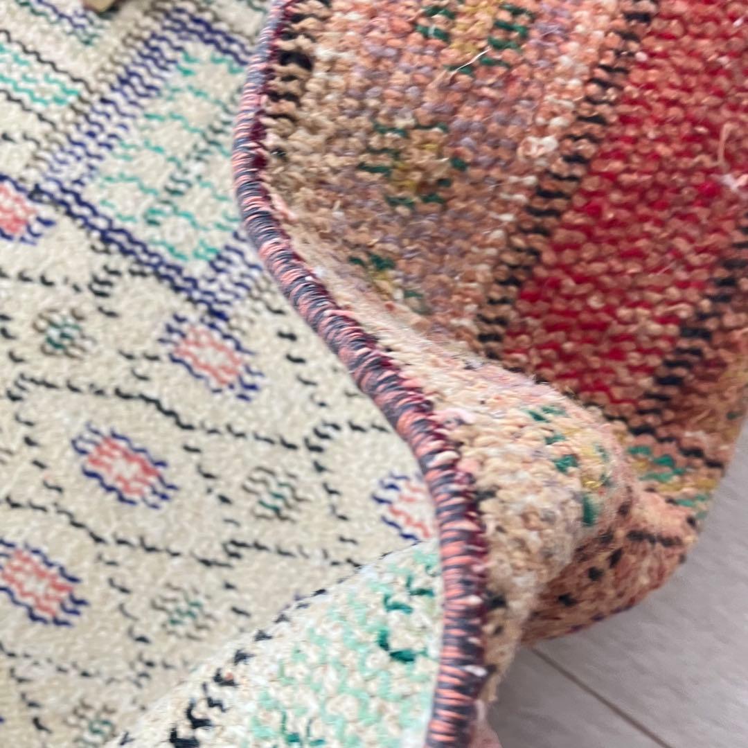 レッド✳︎グリーン　アート塔　パープル　リバーシブル　トルコヴィンテージラグ
