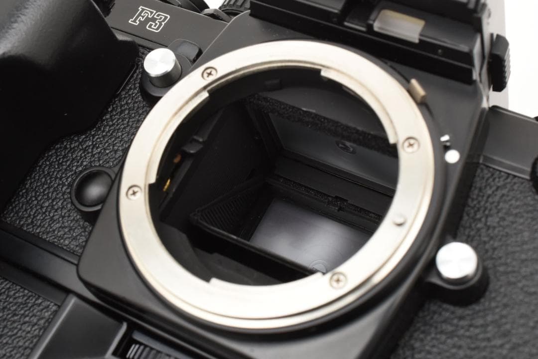 フィルムカメラ Nikon F3 HP + MF-6 + MD-4 #F007